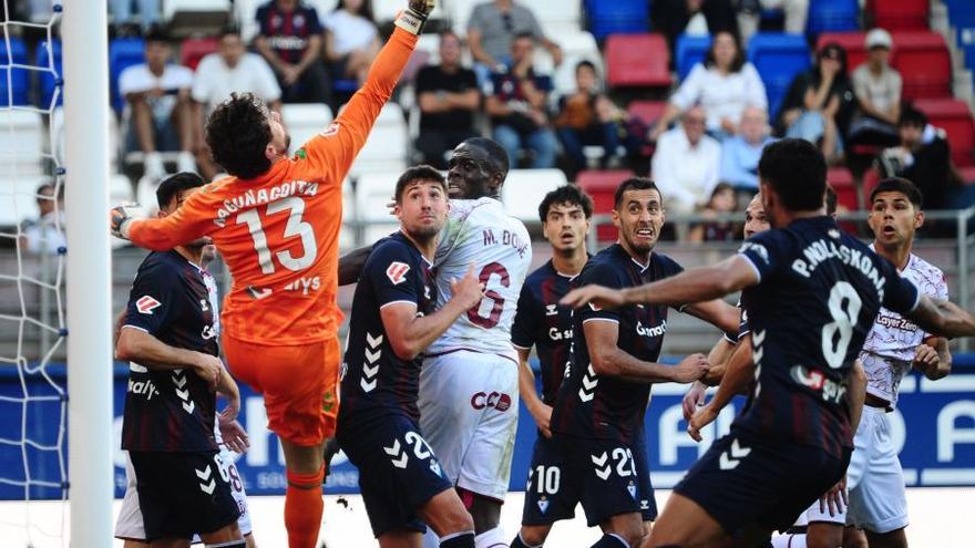 El Eibar no puede pasar del empate ante el Castellón en Ipurua (0-0)