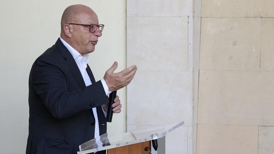 Educación no atenderá la resolución del Defensor sobre elección de idioma en materias de ciencias de modelo D-PAI
