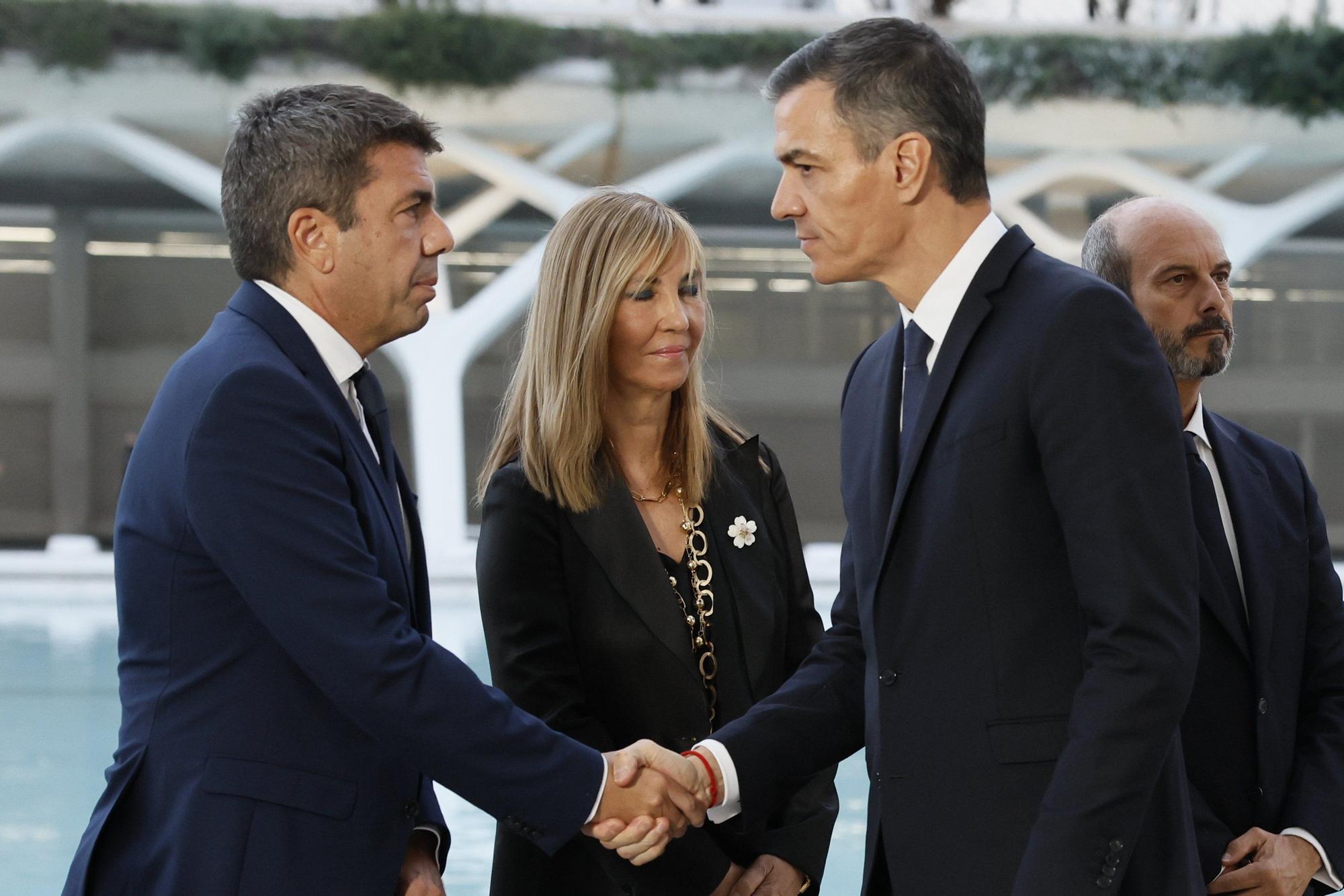 Comienzan a llegar los asistentes al funeral de Estado para las víctimas de la dana