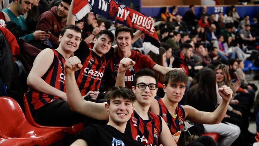 Bocadillos de jamón gratis para los aficionados del Alavés y el Baskonia