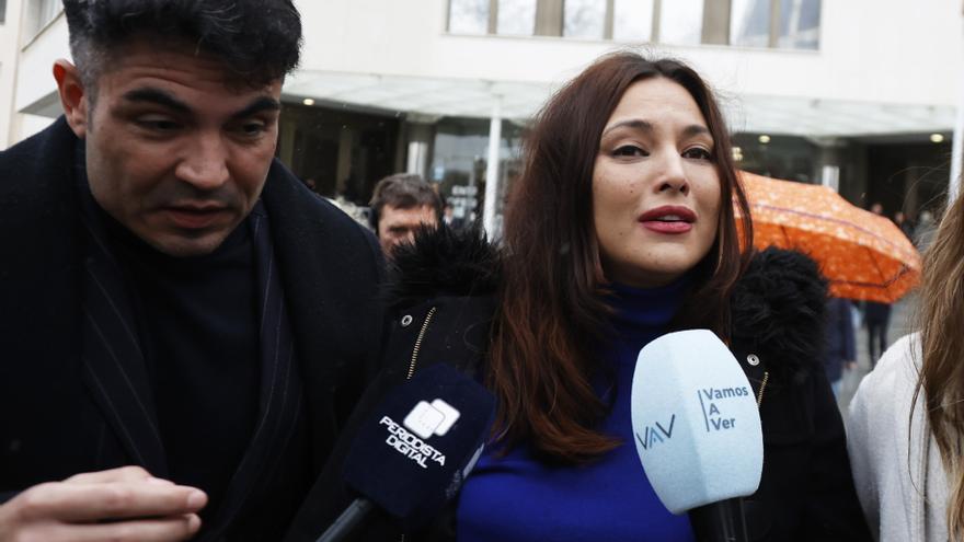 Mouliaá pide aplazar su declaración en el juicio contra Errejón por estar de baja