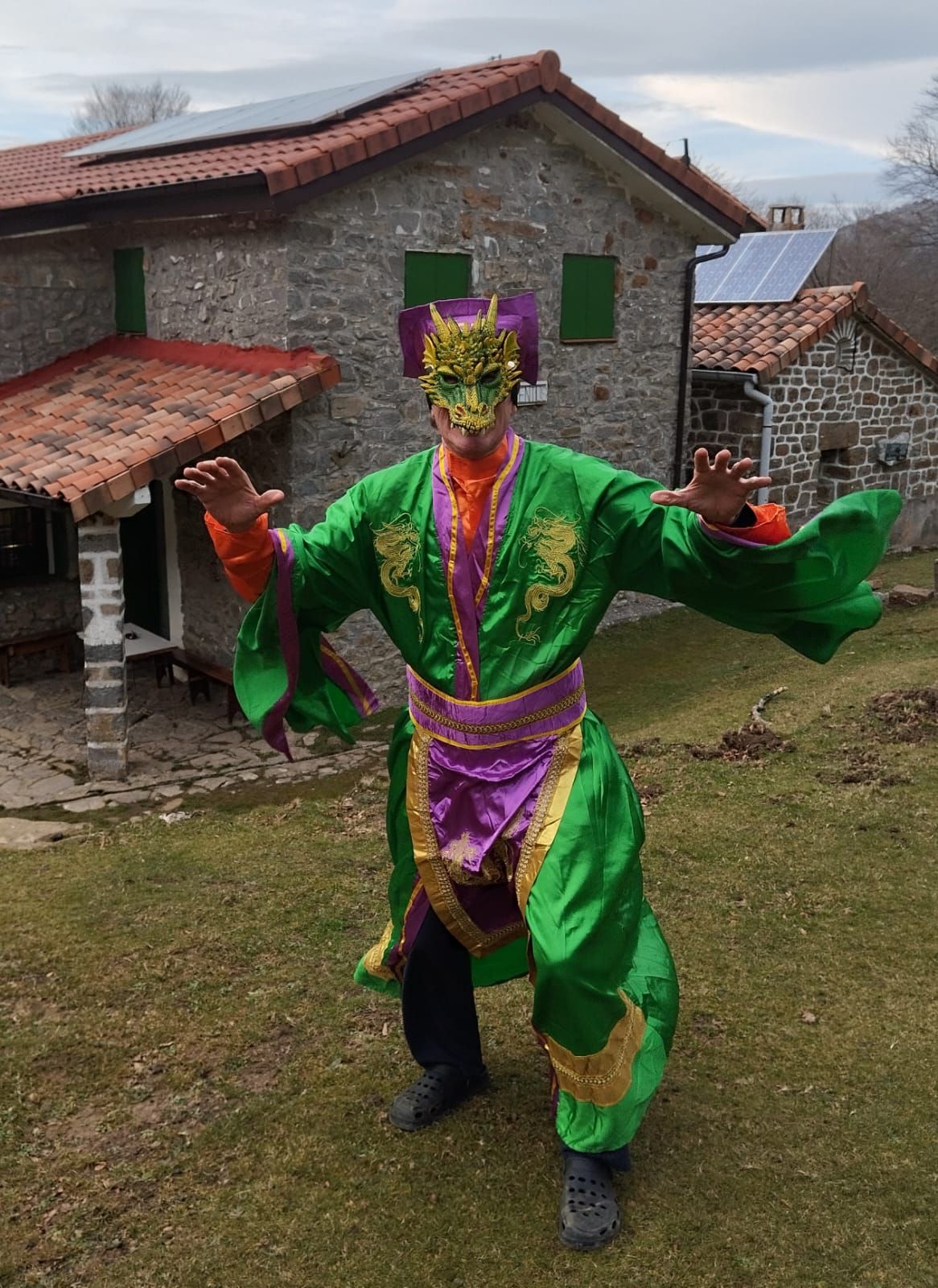 El belén montañero de Gorbeia alcanza la Cruz