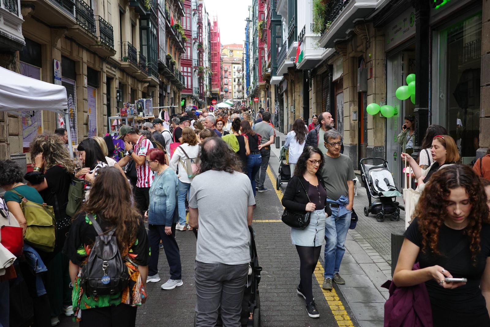 En imágenes: Mercado del Dos de Mayo de Bilbao