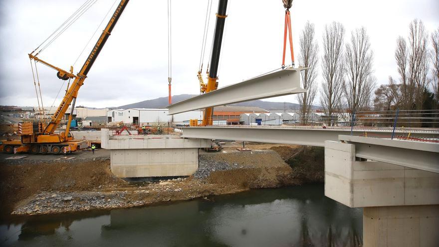 Un plan millonario busca blindar las empresas navarras frente a inversores especulativos