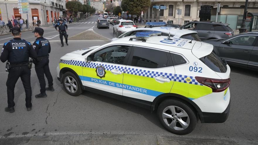 Detienen a un menor por agredir, insultar y amenazar a su madre