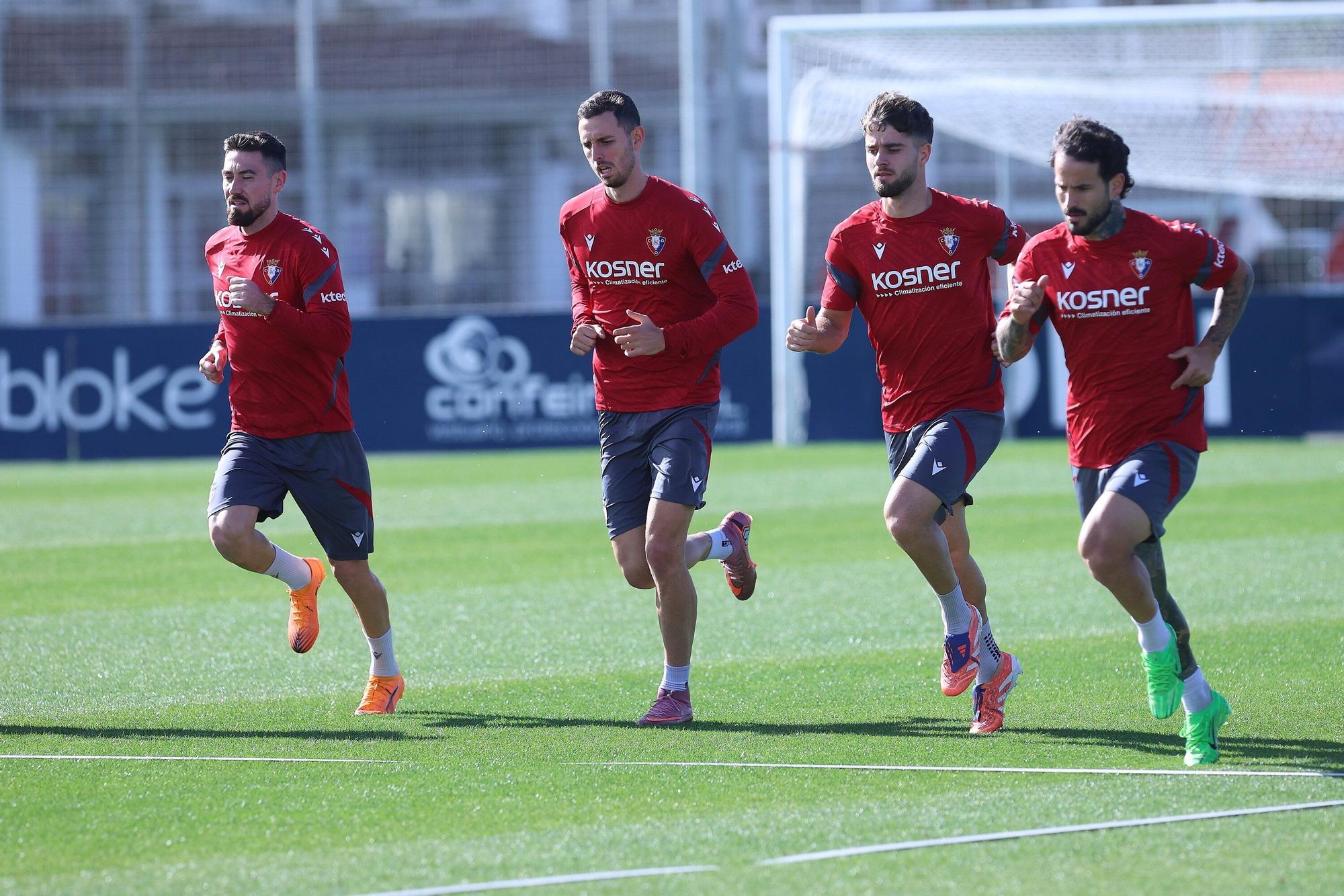 Fotos del entrenamiento de Osasuna (martes 4 de noviembre de 2025)