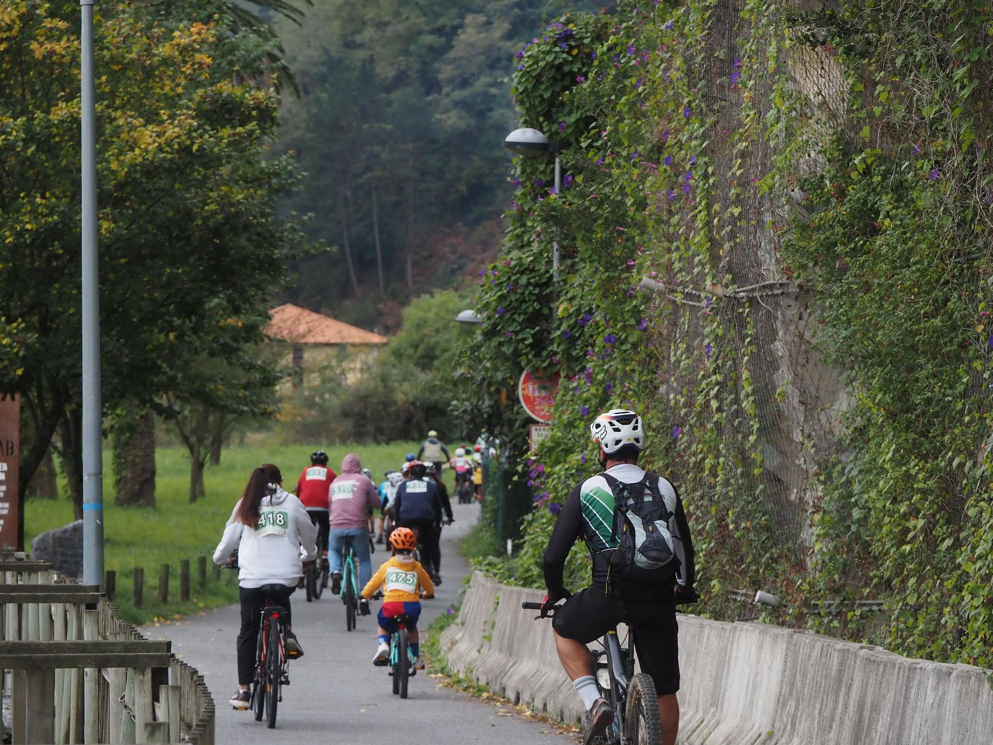 Fiesta ciclista en Deba