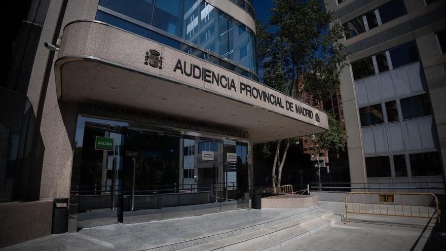 En busca y captura la acusada de estafar 730.000 euros en viajes para ver carreras de MotoGP
