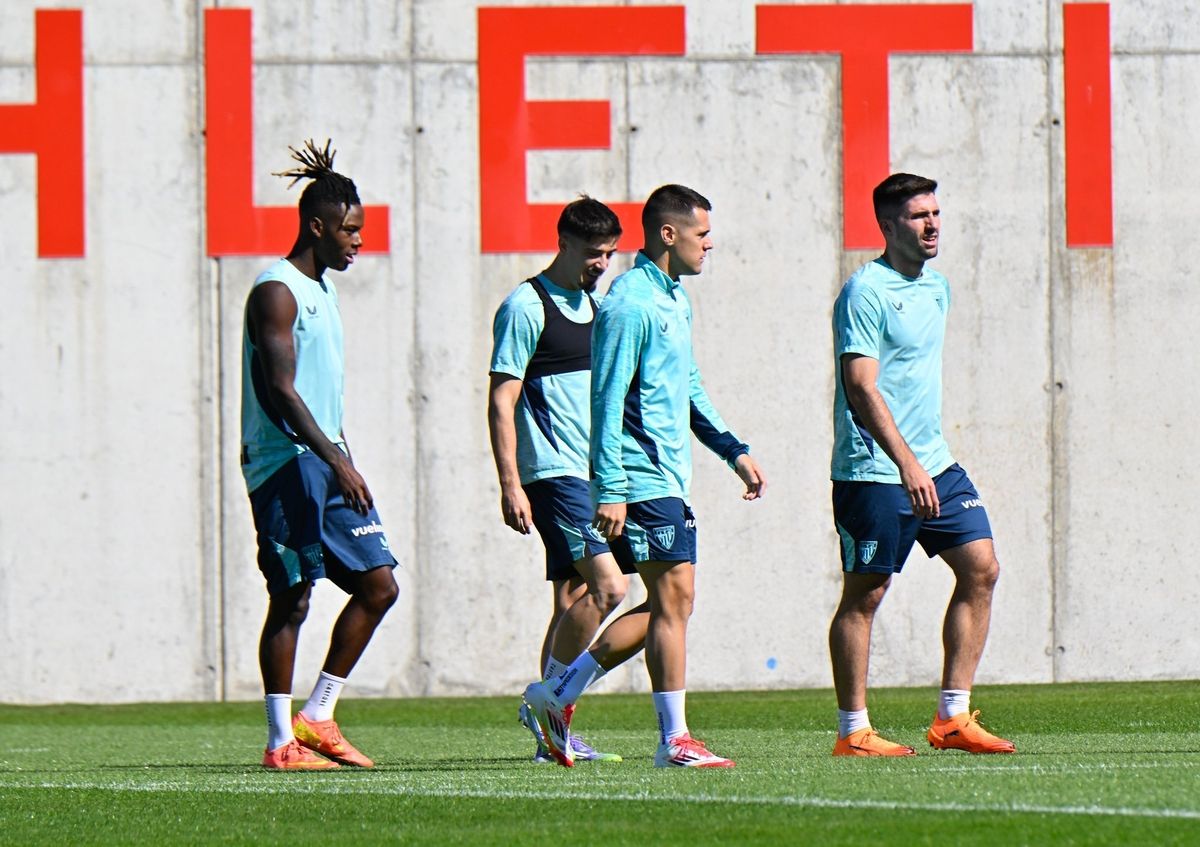 Entrenamiento del Athletic tras el partido ante el Borussia