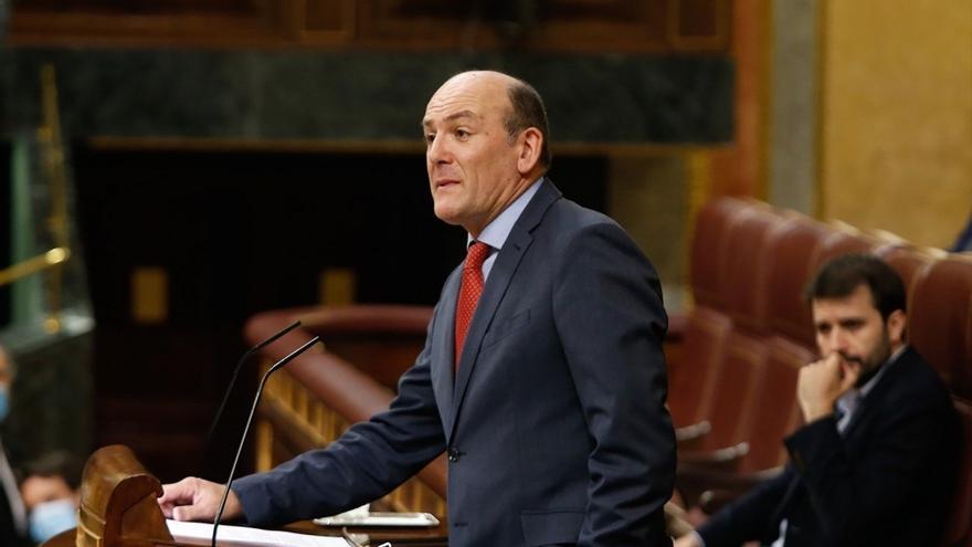 El PNV acusa al Gobierno español de tener una "obsesión-confusión con lo público y lo privado" por su plan para FP