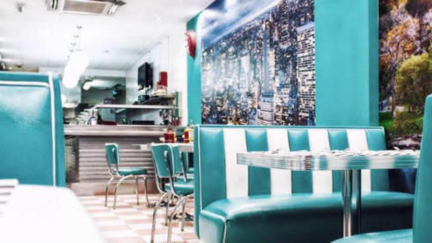 Hamburguesas, batidos y tortitas con nata en el New York de los años 50