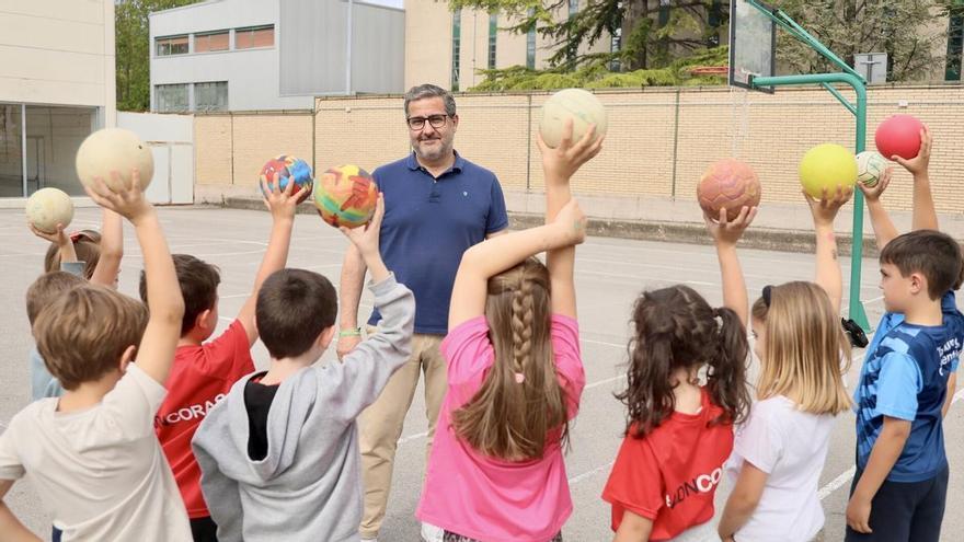 Jornada de puertas abiertas de balonmano en Corazonistas