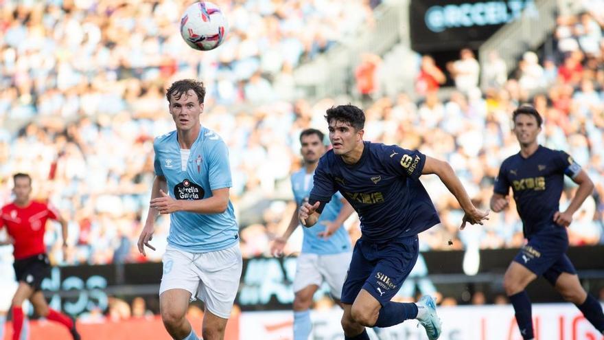 Hugo Novoa (Alavés), convocado por España sub-21