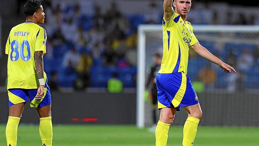 Laporte sigue en Arabia  a la espera de novedades