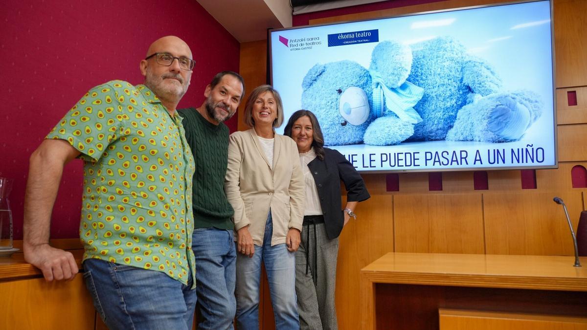 Liñera, Pérez Collado, Díaz de Corcuera y Monfort, en la presentación de este martes