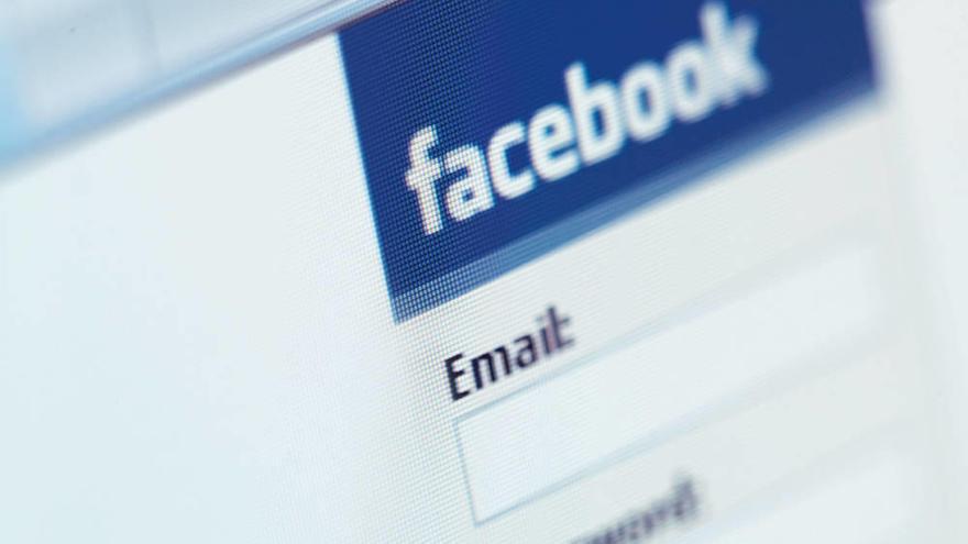 Facebook se desploma: cae un 13% en Bolsa