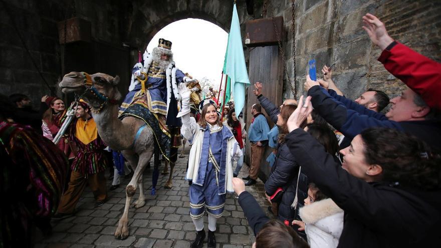Pamplona reconocerá por sus cien años a la Cabalgata de Reye