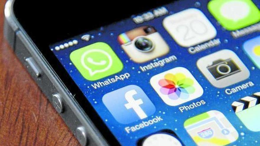 Imagen de varias aplicaciones instaladas en un i Phone 6. Imagen de varias aplicaciones instaladas en un i Phone 6.