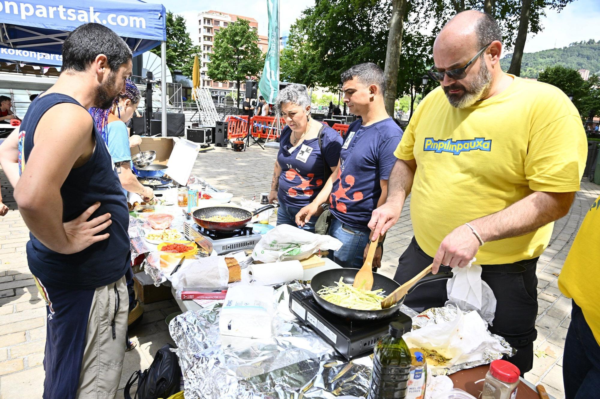 En imágenes: Bilboko Konpartsak calienta motores para Aste Nagusia