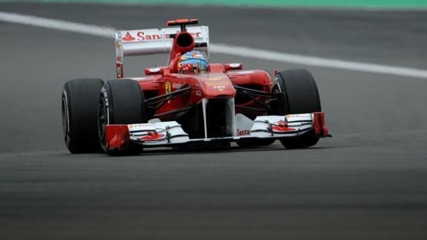 Alonso, el más rápido, con tres décimas de ventaja respecto a los Red Bull