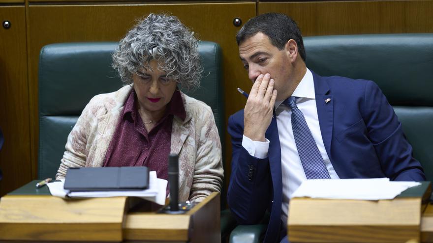 Pradales reprocha a Bildu su desmarque de los acuerdos de país y le urge a “mojarse”