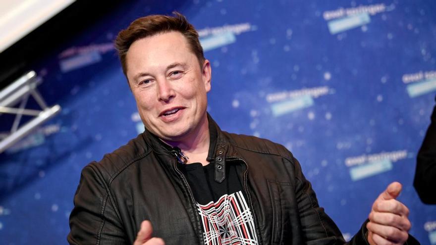 El primer videojuego desarrollado por la IA de Elon Musk llegará en 2026