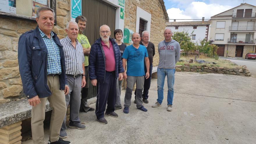 En la localidad de Zábal en Tierra Estella, hay mucha vida una día cualquiera