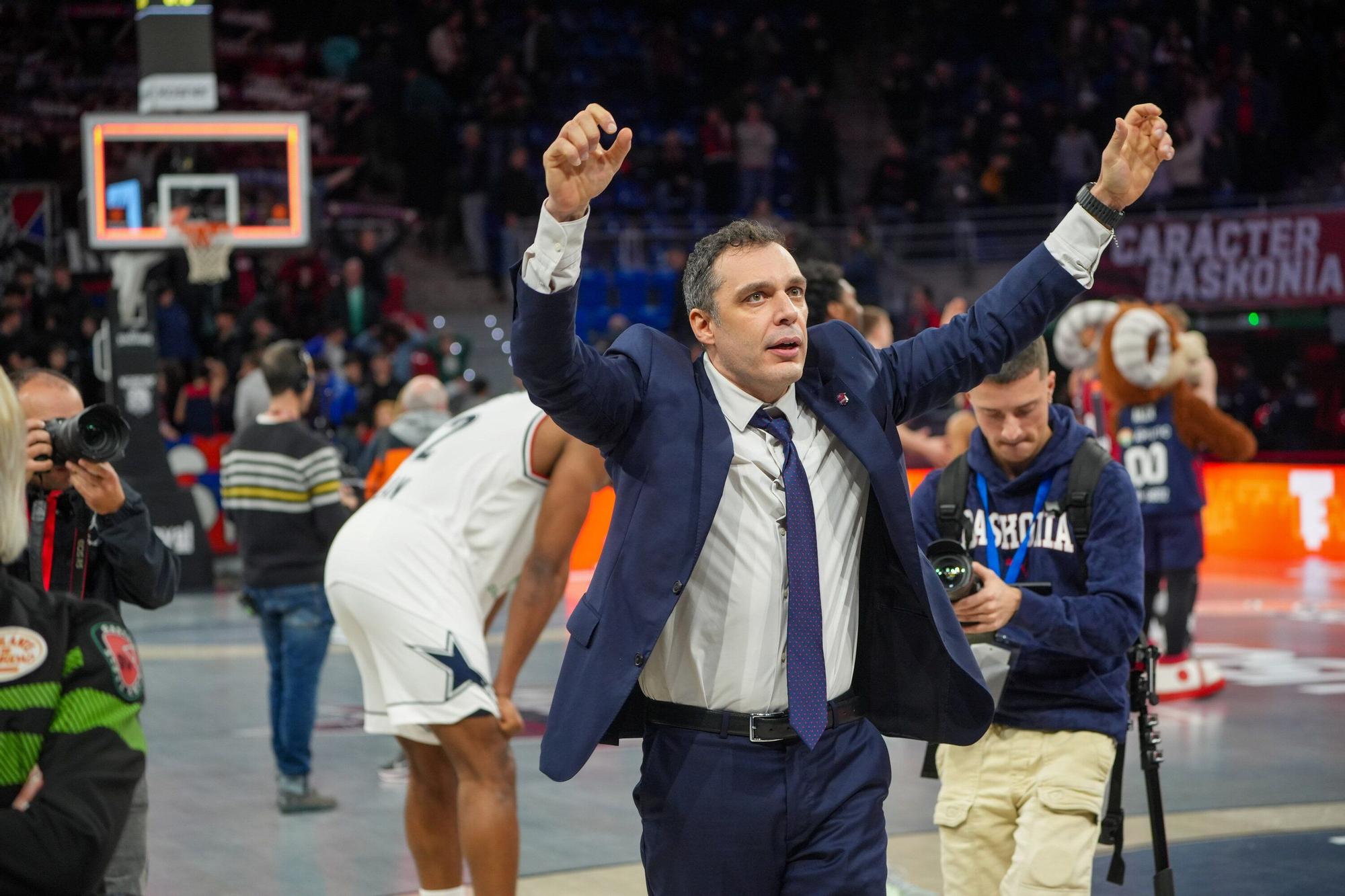 En imágenes: Baskonia se impone a Armani Milan con solvencia