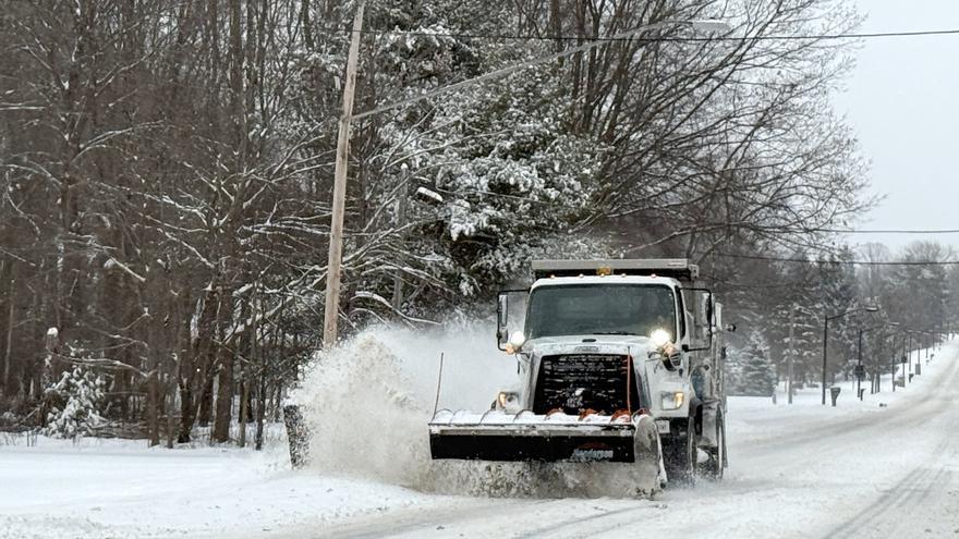 Una fuerte tormenta de nieve y hielo deja más de una decena de muertos en EEUU