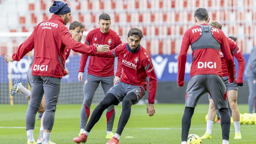 Osasuna se ejercita a puerta cerrada en El Sadar (miércoles 26 de noviembre de 2025)