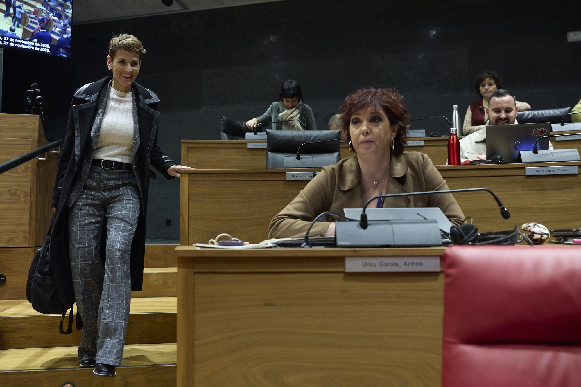 Fotos del pleno del Parlamento de Navarra del 27 de noviembre