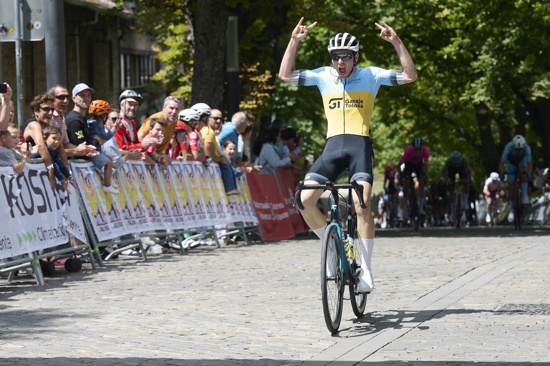 Fotos del final de la Vuelta a Pamplona