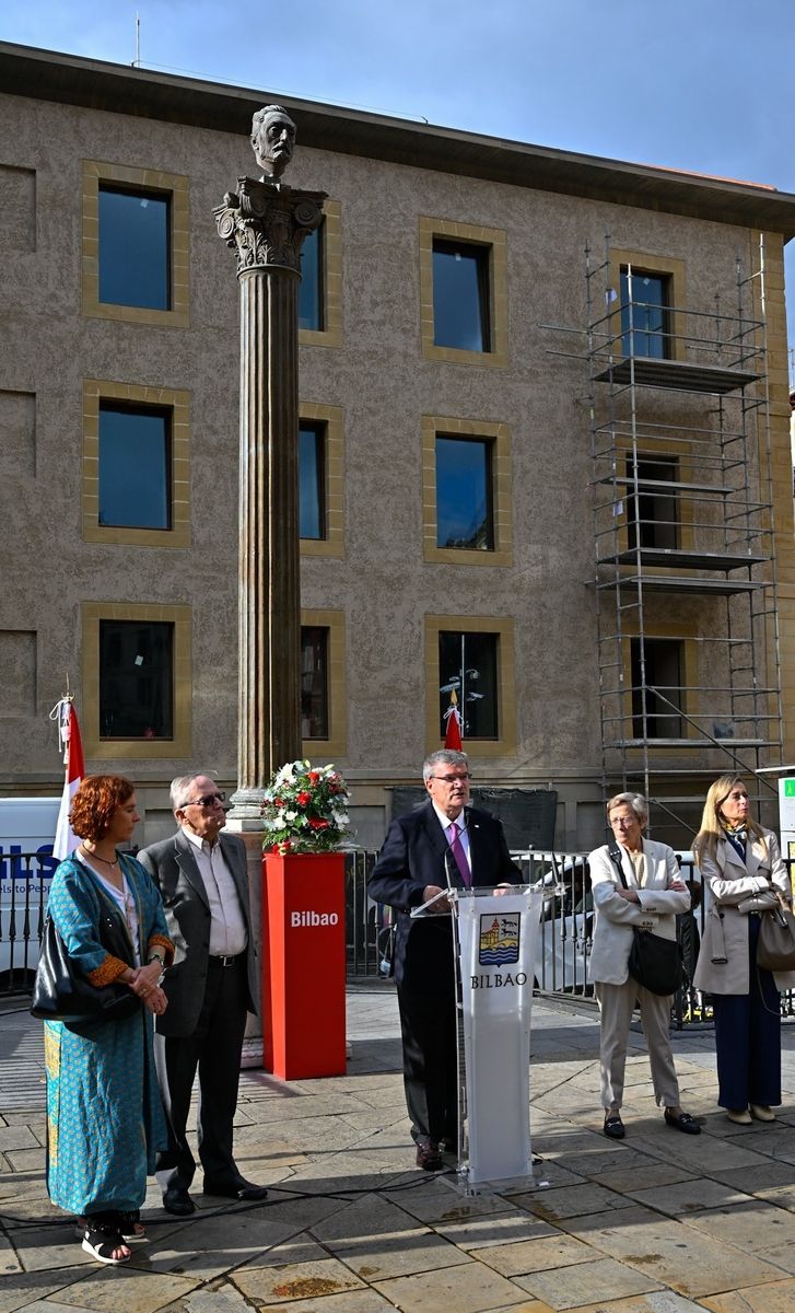 Bilbao recuerda en el homenaje a Unamuno su defensa de "la libertad y la dignidad humana"