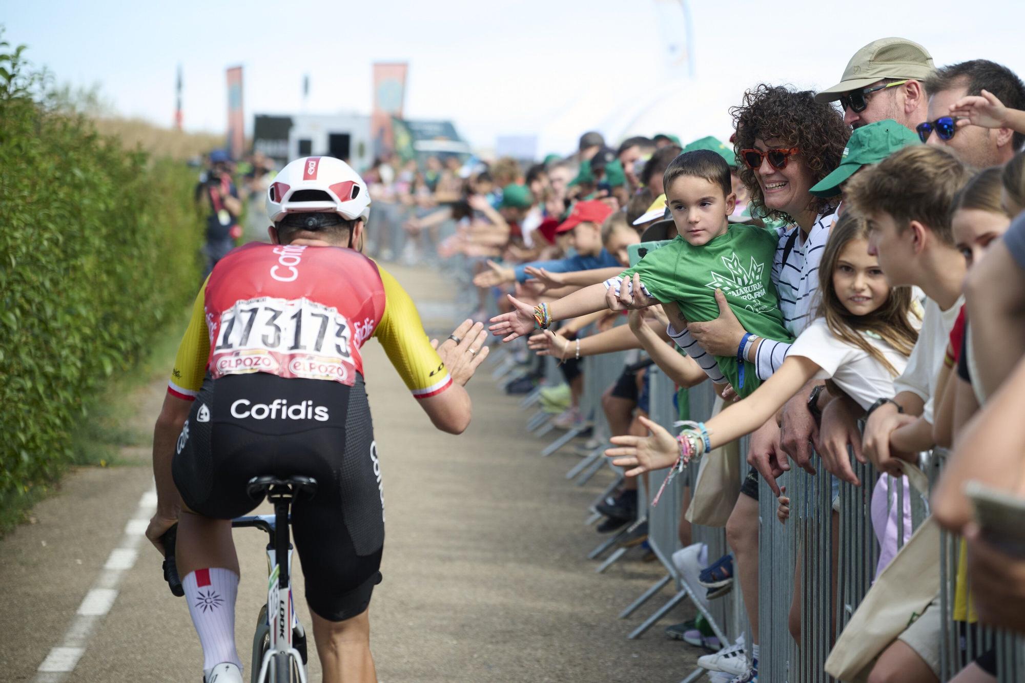 Fotos de la etapa navarra de La Vuelta 25 entre Sendaviva y Larra - Belagua