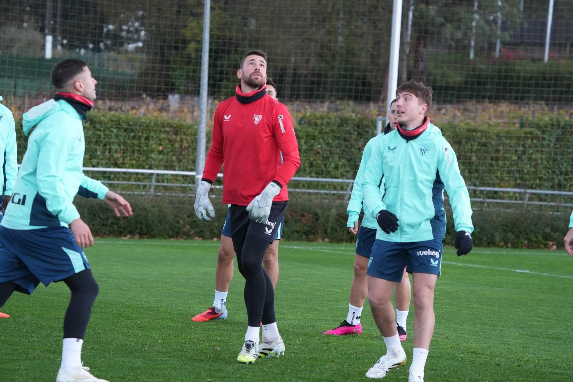 En imágenes: el Athletic entrena con todos sus efectivos disponibles