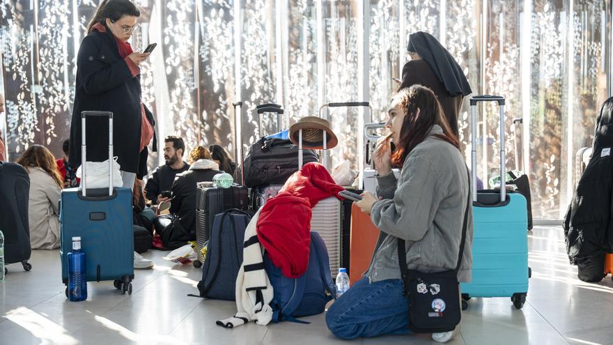 El Gobierno español obligará a garantizar cuatro horas de cobertura móvil durante los apagones