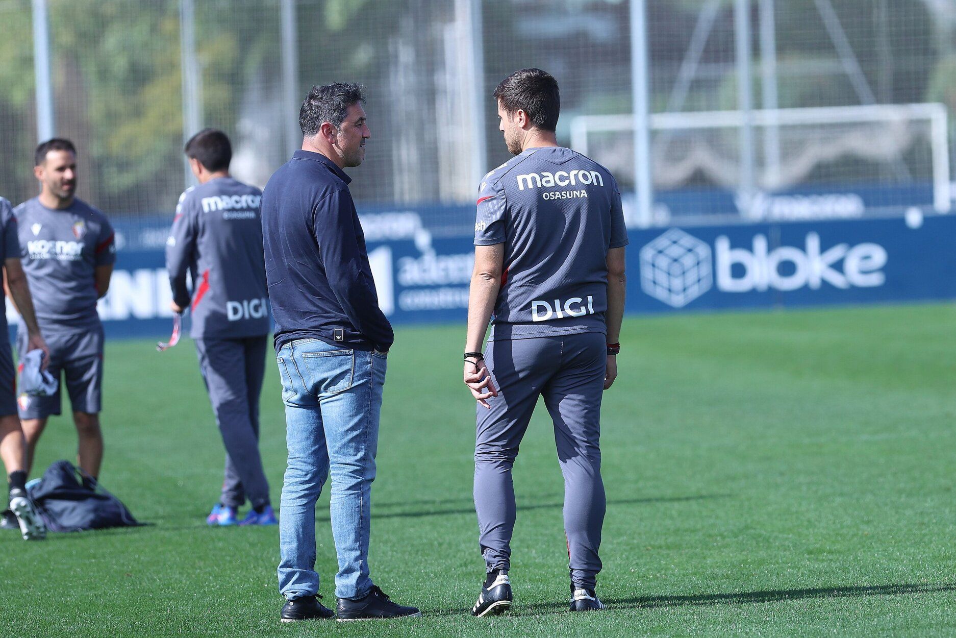 Fotos del entrenamiento de Osasuna (14/10/2025)