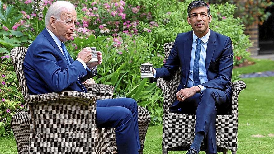 Kiev espera avances para ingresar en la OTAN mientras Moscú promete represalias