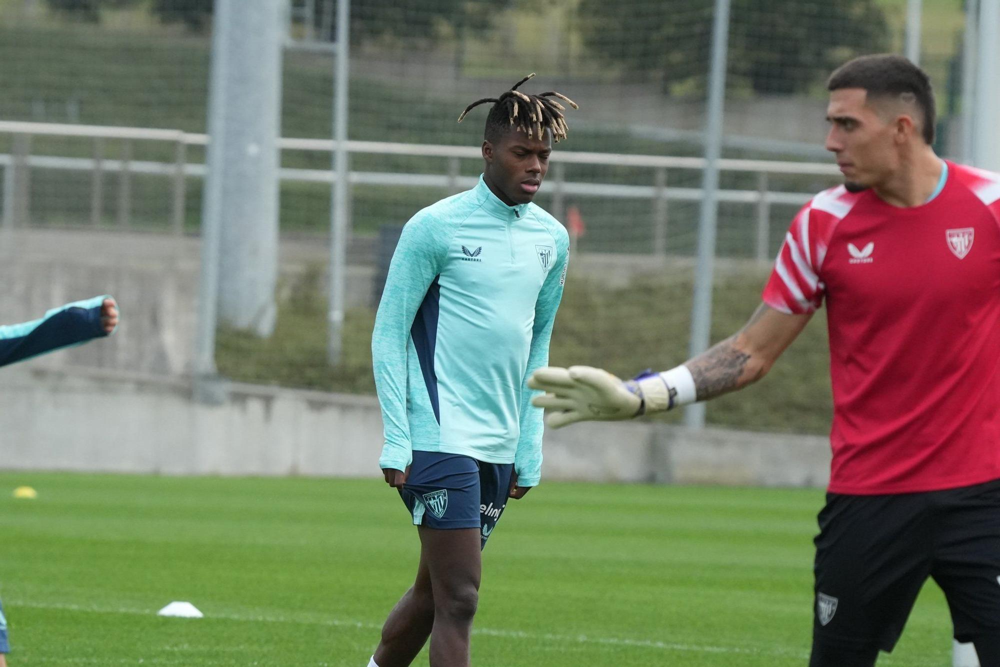 En imágenes: el Athletic empieza a preparar el partido ante el Borussia Dortmund