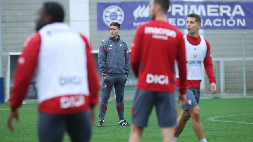 Fotos del entrenamiento de Osasuna (viernes 17 de octubre de 2025)