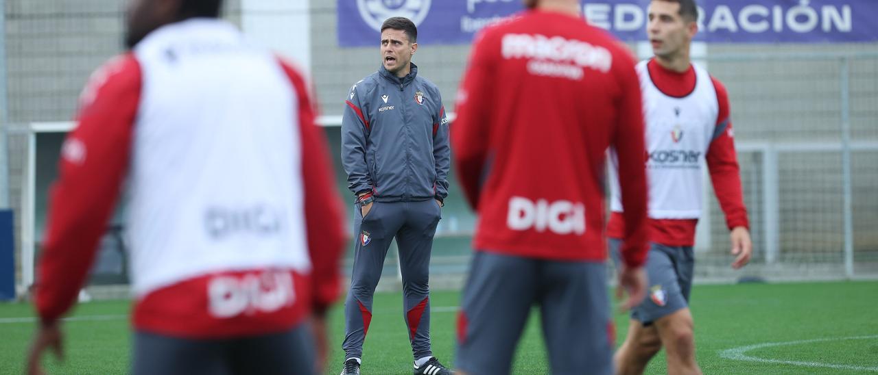 Fotos del entrenamiento de Osasuna (viernes 17 de octubre de 2025)