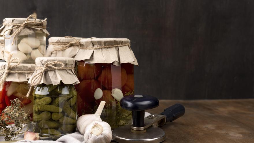 Prepara encurtidos en casa: guía sencilla paso a paso