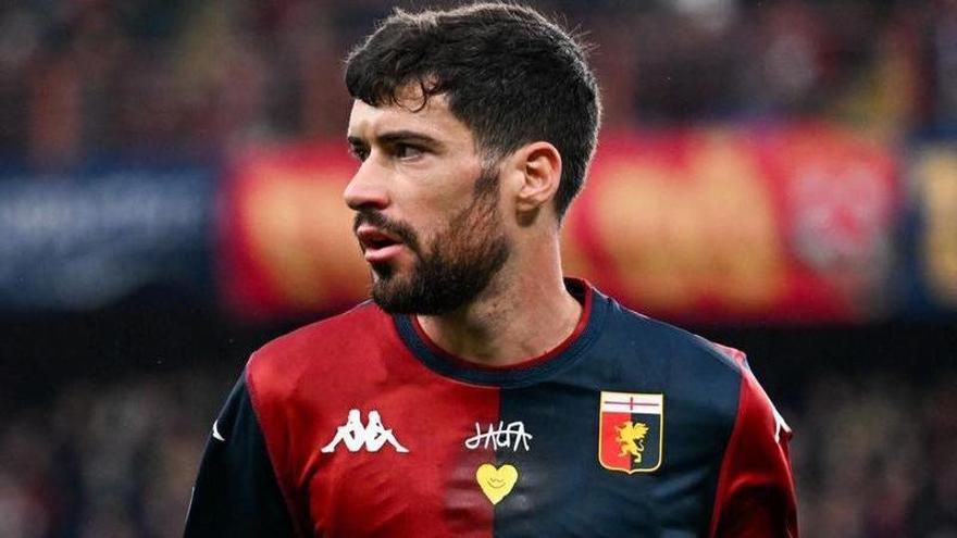 Aarón Martín, opción para el lateral izquierdo del Alavés