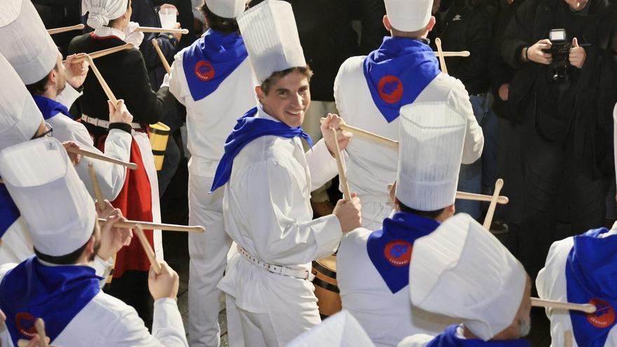 Insausti, estreno en la Tamborrada como alcalde de Donostia