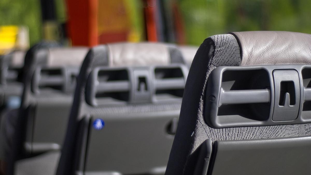 Imagen de archivo del interior de un autobús