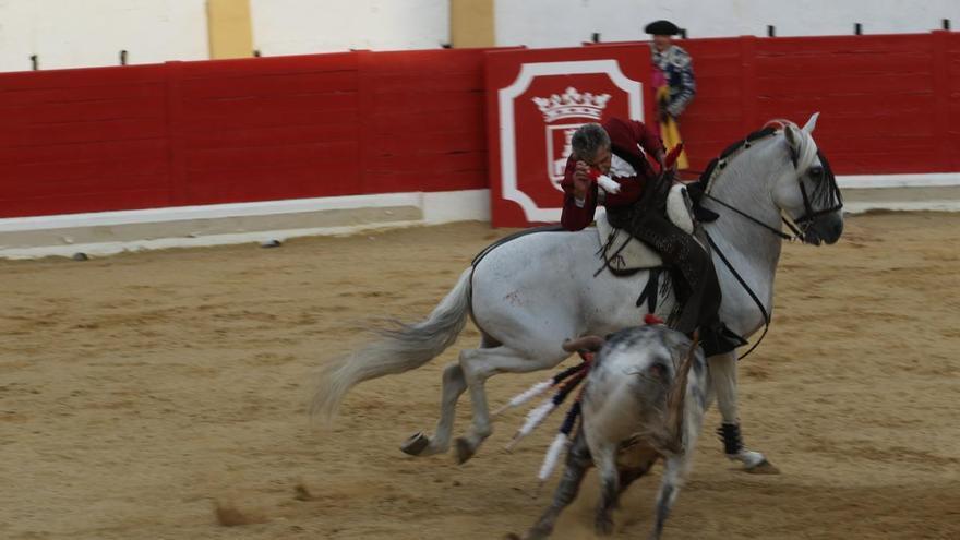 Solitaria oreja para Adrián Venegas en el festejo de rejones
