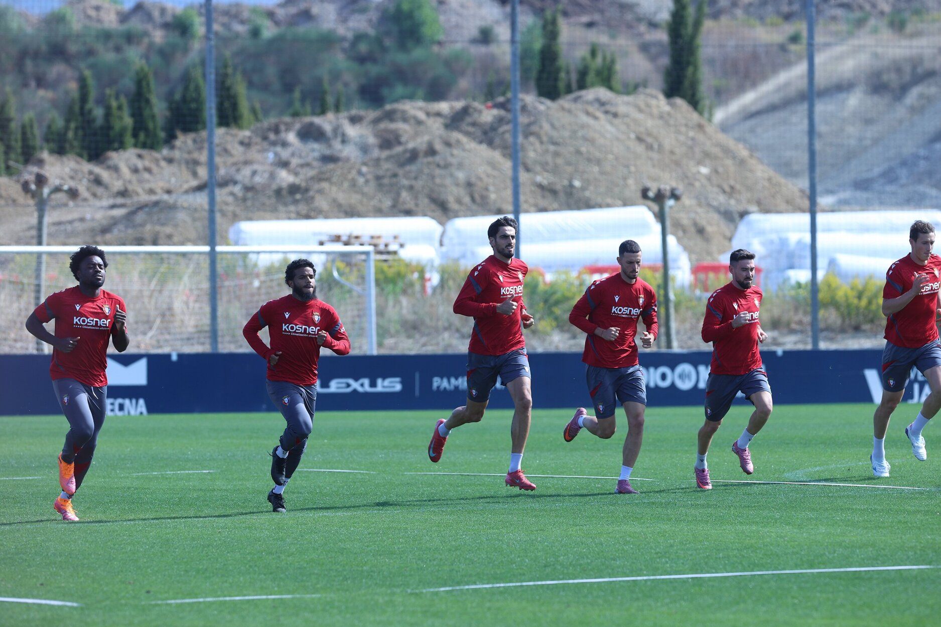 Fotos del entrenamiento de Osasuna (29/09/2025)