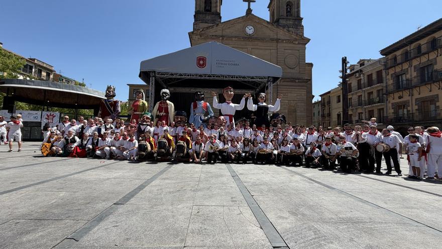 Estella vive un gigantesco adiós