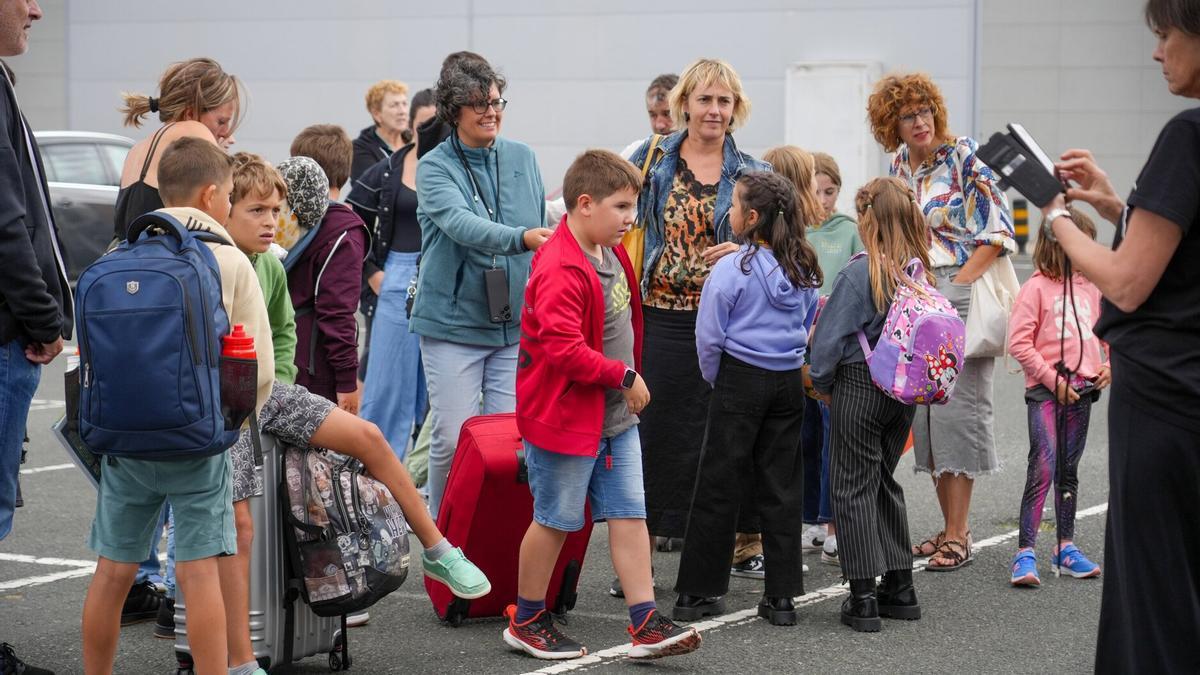 Despedida de los niños ucranianos después de pasar el verano en Vitoria