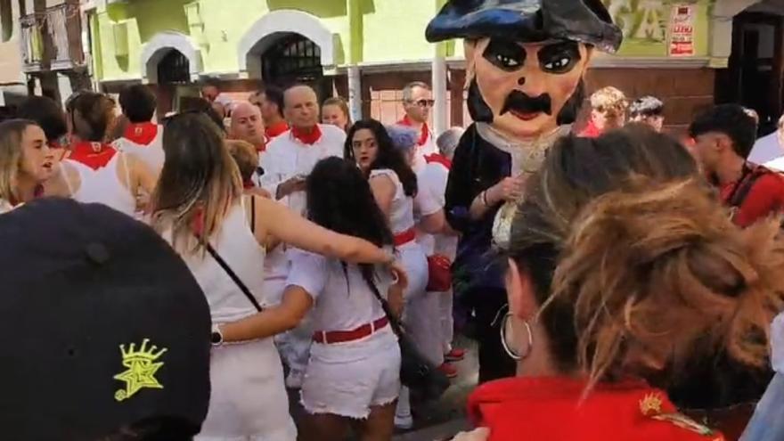 Fiestas de Estella | La Bajadica del Puy de las chicas